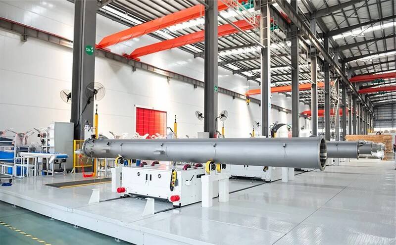 Auxiliary furnace chamber for silicon crystal growth furnace