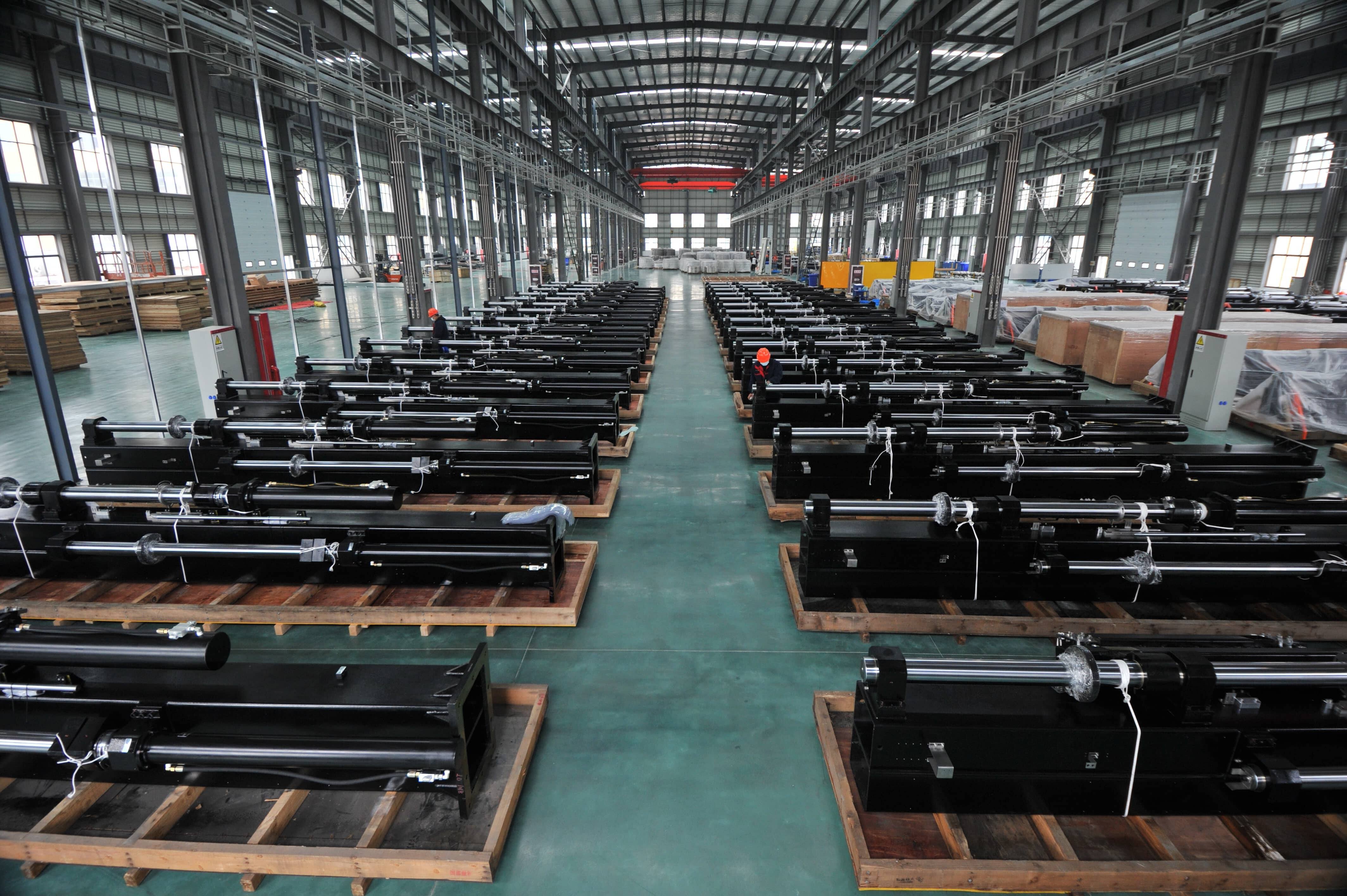 Silicon crystal growth furnace supporting equipment - column