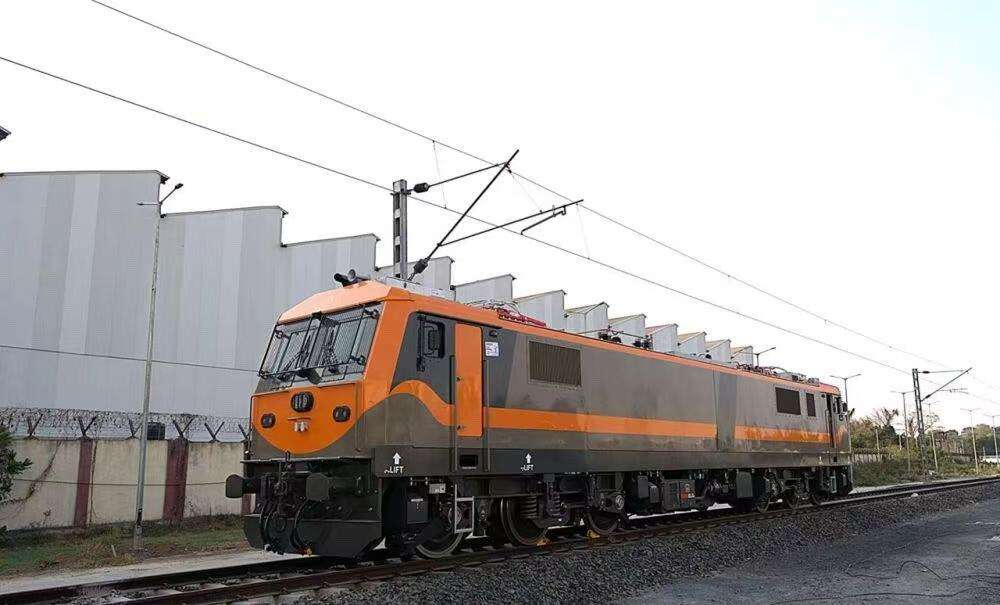 333(80b05e7560).jpg