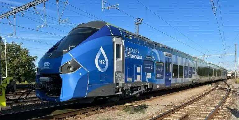 Neočekivano: Alstomove vodikove lokomotive u dilemi!