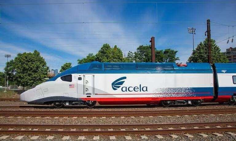 Senzácia: Americký najrýchlejší vlak na vysokej rýchlosti „NextGen Acela“ má premiéru!