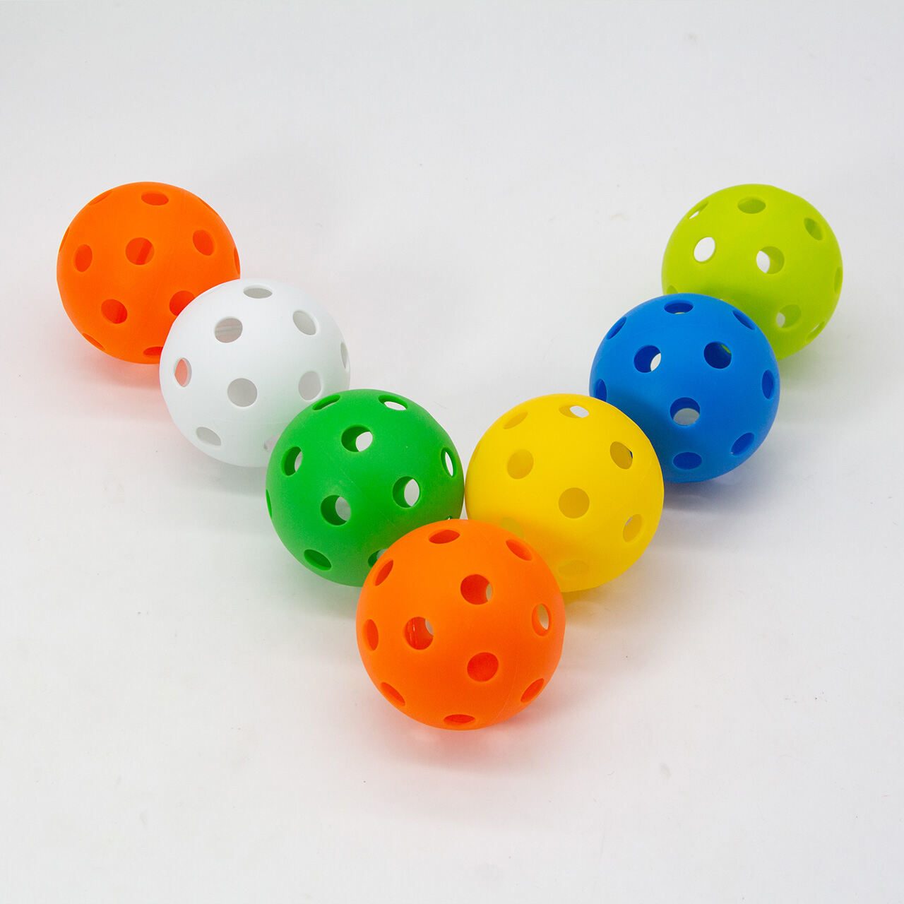MOZURU Indoor 26 Holes Injection Molding Pickleballs