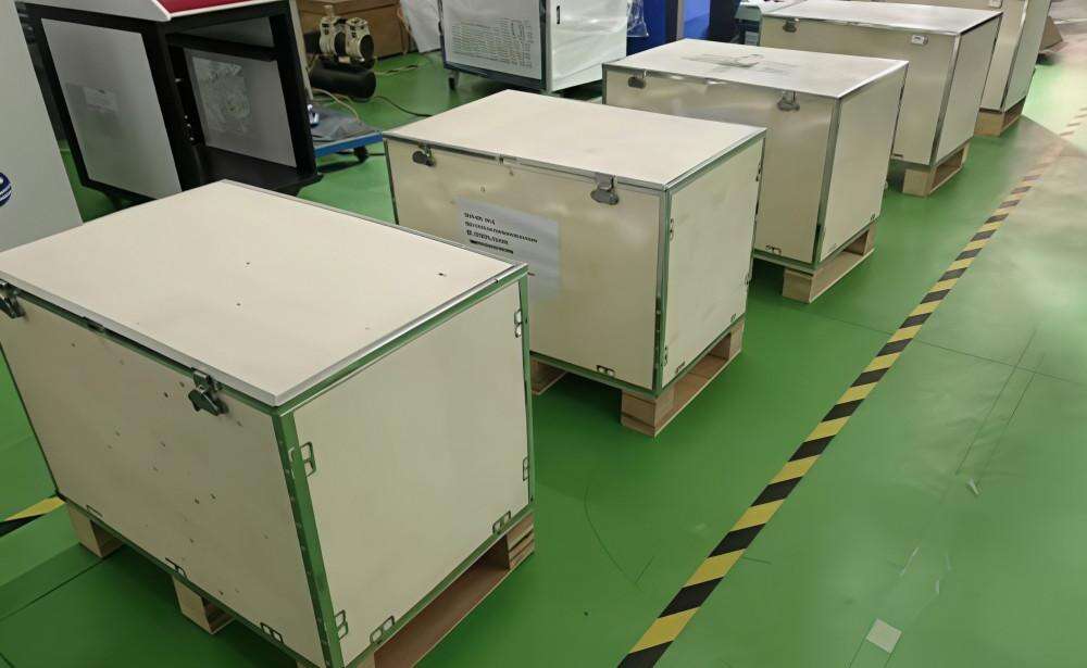 3.Wooden box sealing.jpg