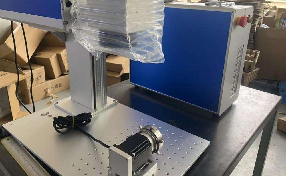 2.Wrapping with protective film.jpg