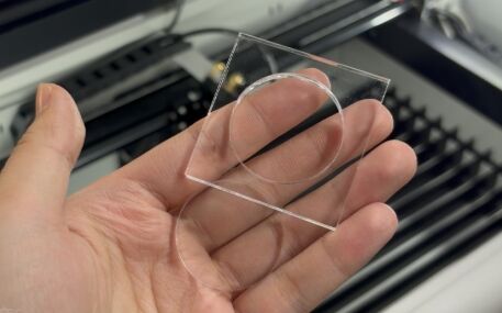 3050 co2 laser machine acrylic cutting speed 3, power 70, thickness 5mm