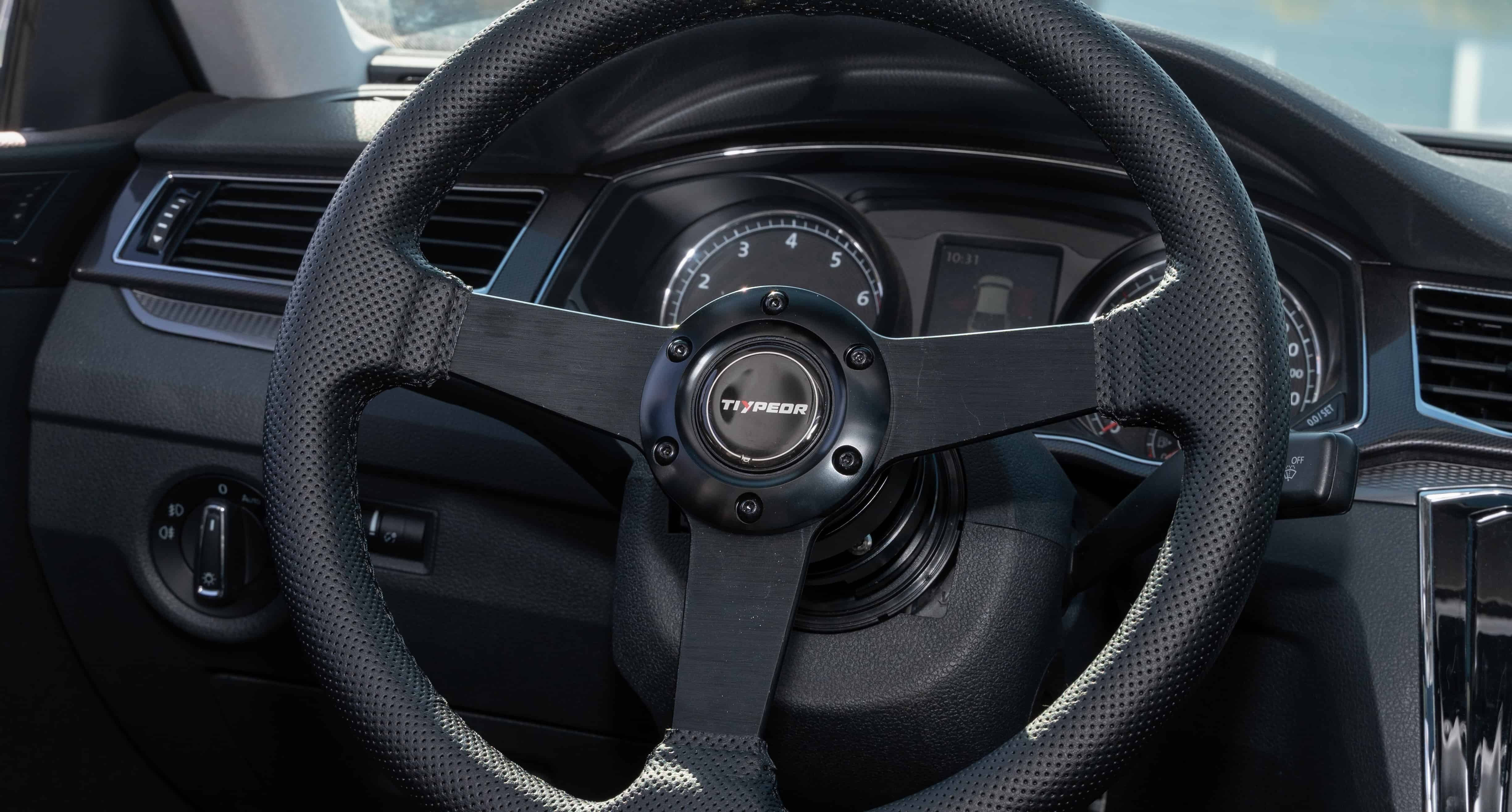 https://shopcdnpro.grainajz.com/category/405979/2810/21ef972178b1bbec071b12ea8fccf494/1-Steering%20Wheel%282%29.jpg