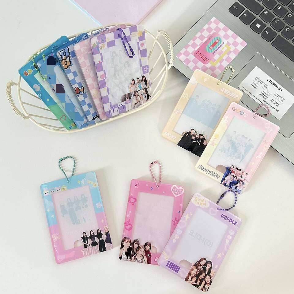 Custom Acrylic Photocard Holders for Collectibles & Display