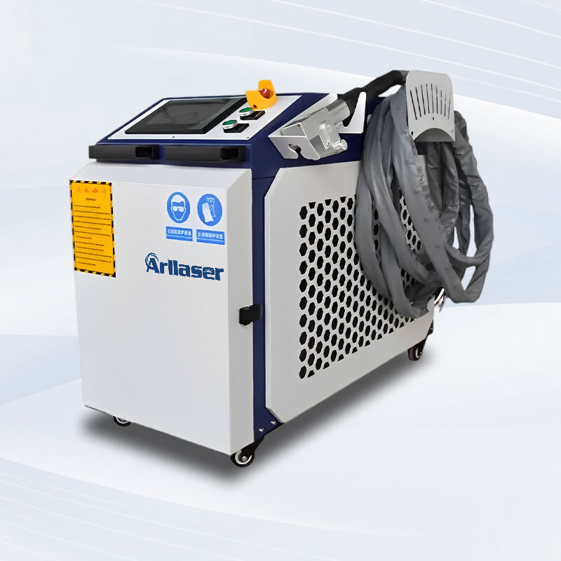 Handheld Fiber Laser Cleaning Machine