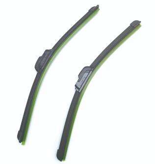 Wiper blade boneless with gray protective cover