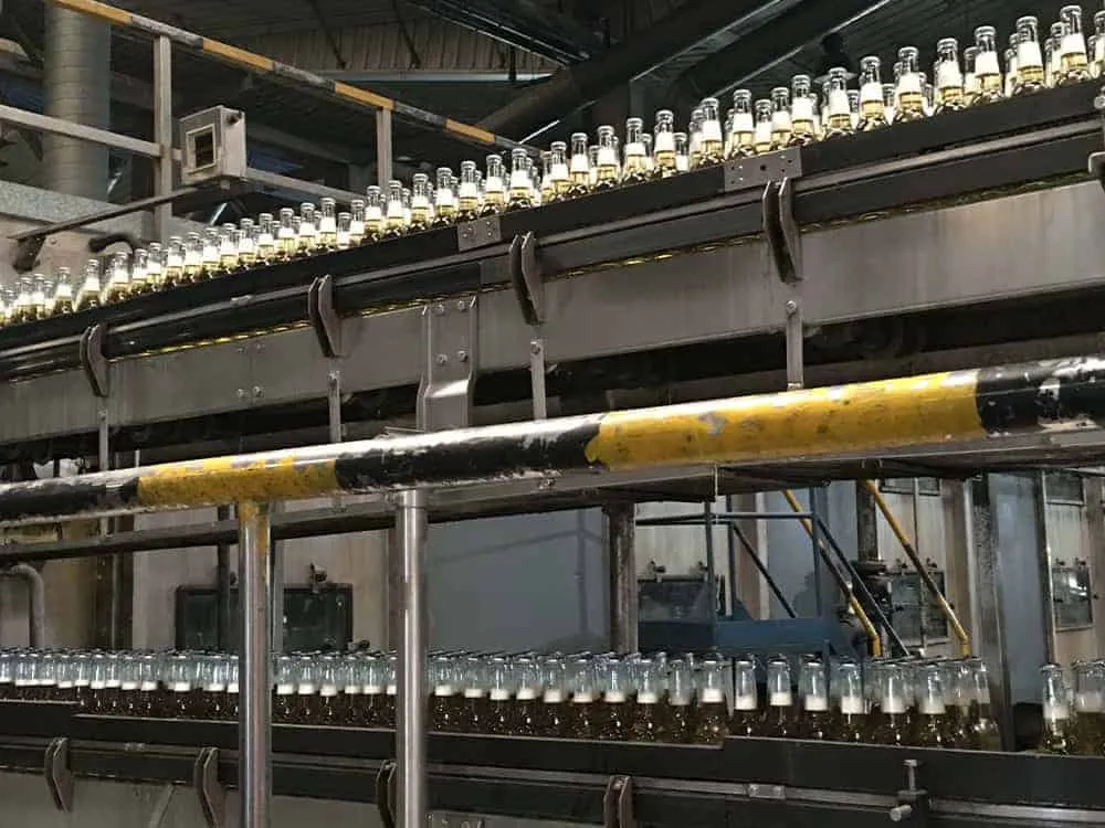 बीयर बोतल भरने की मशीन | ब्रुवेरी के लिए स्वचालित और अर्ध-स्वचालित