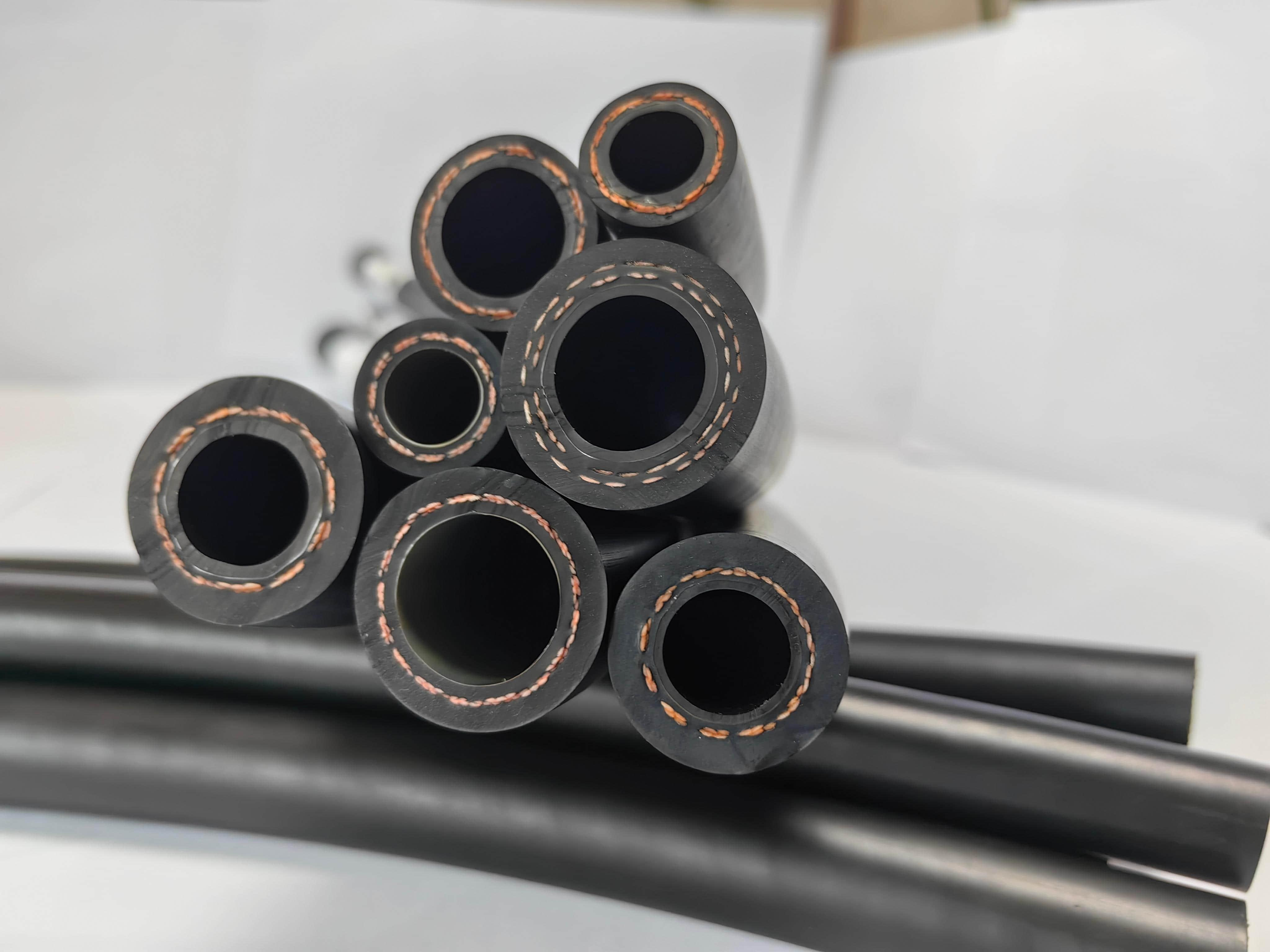 Which auto ac hoses meet large-scale vehicle procurement standards?