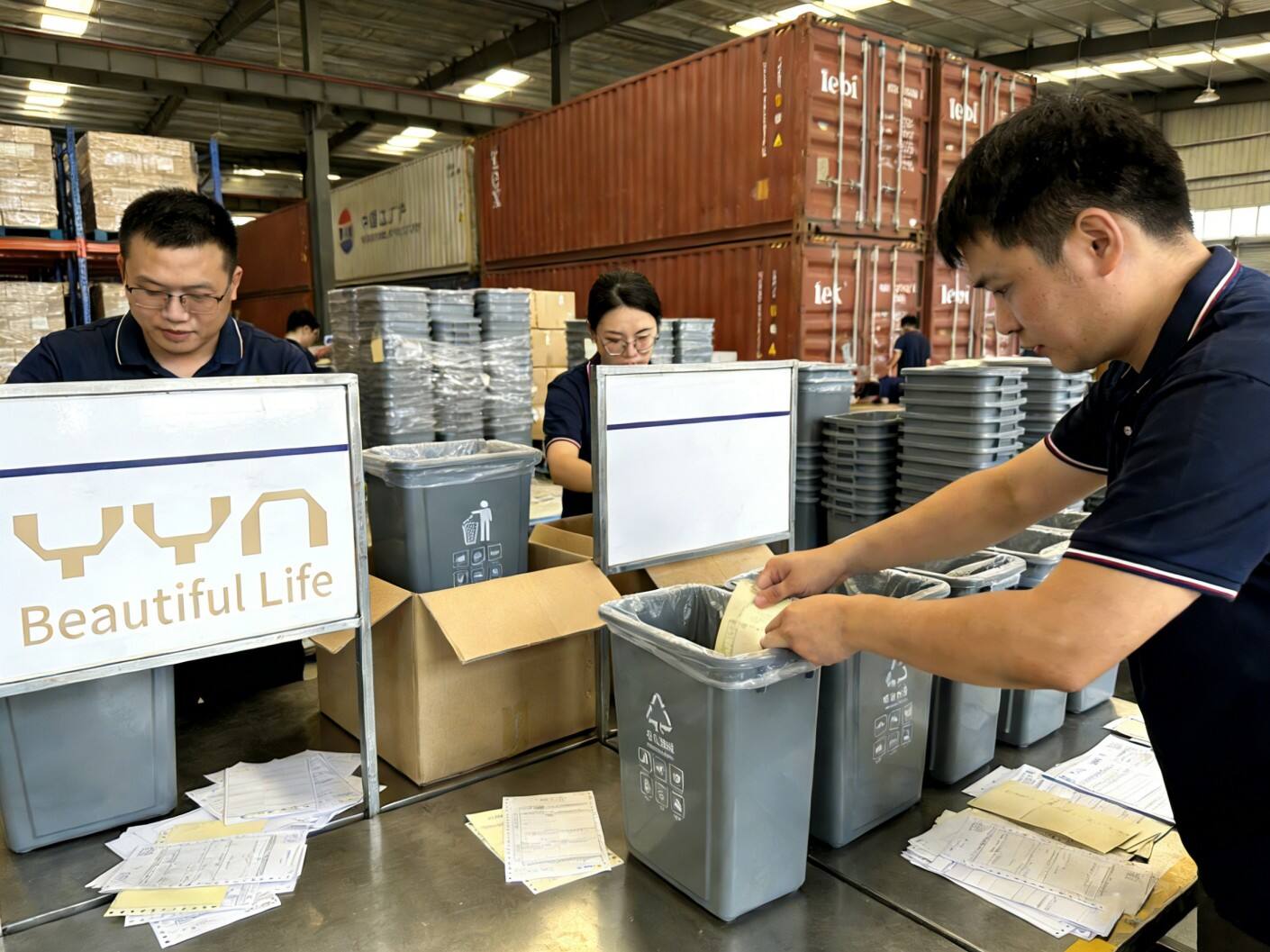 Dual-Route Emergency Response to European Port Congestion 1