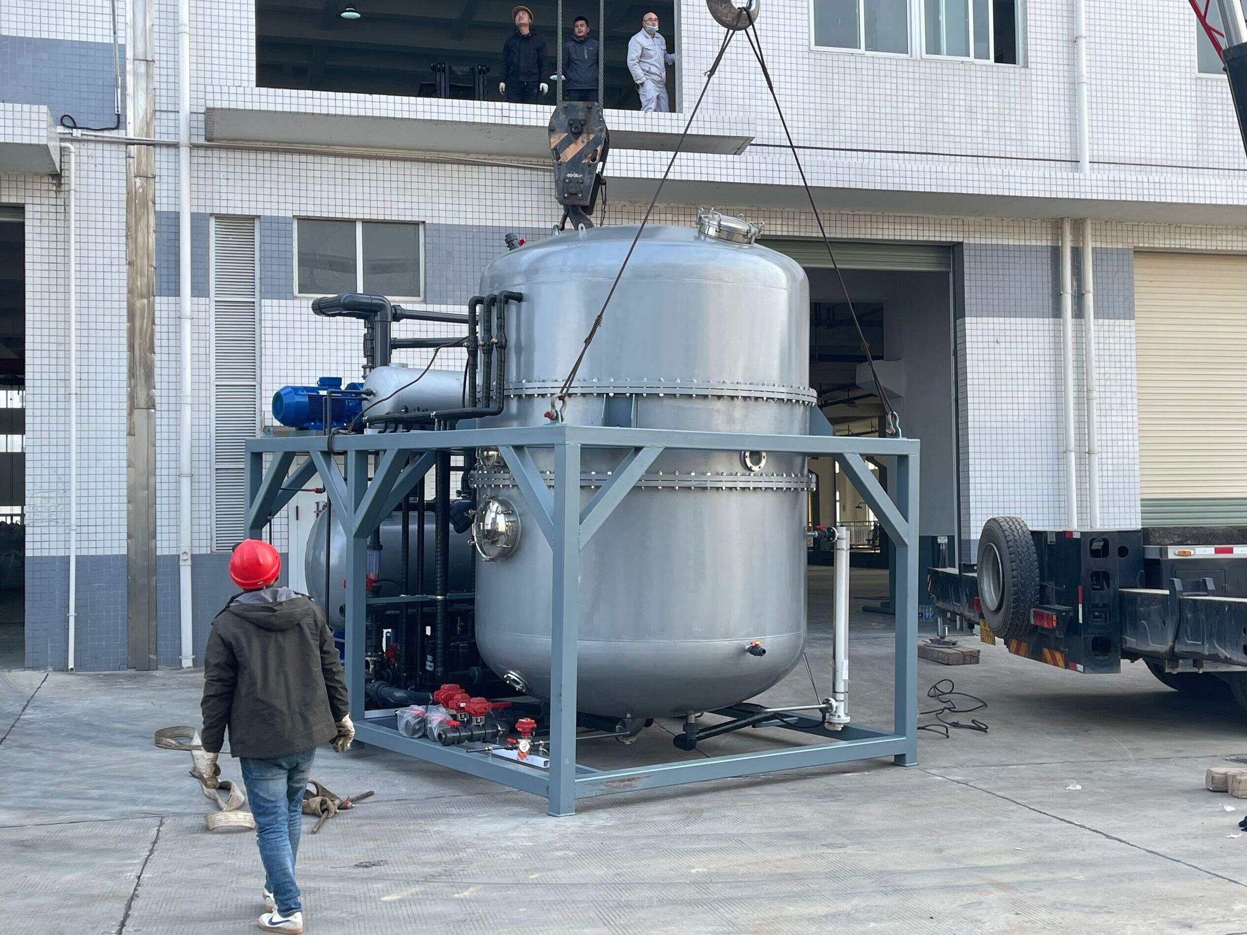 Warum in ein maßgeschneidertes Schaber-Verdampfungssystem investieren?