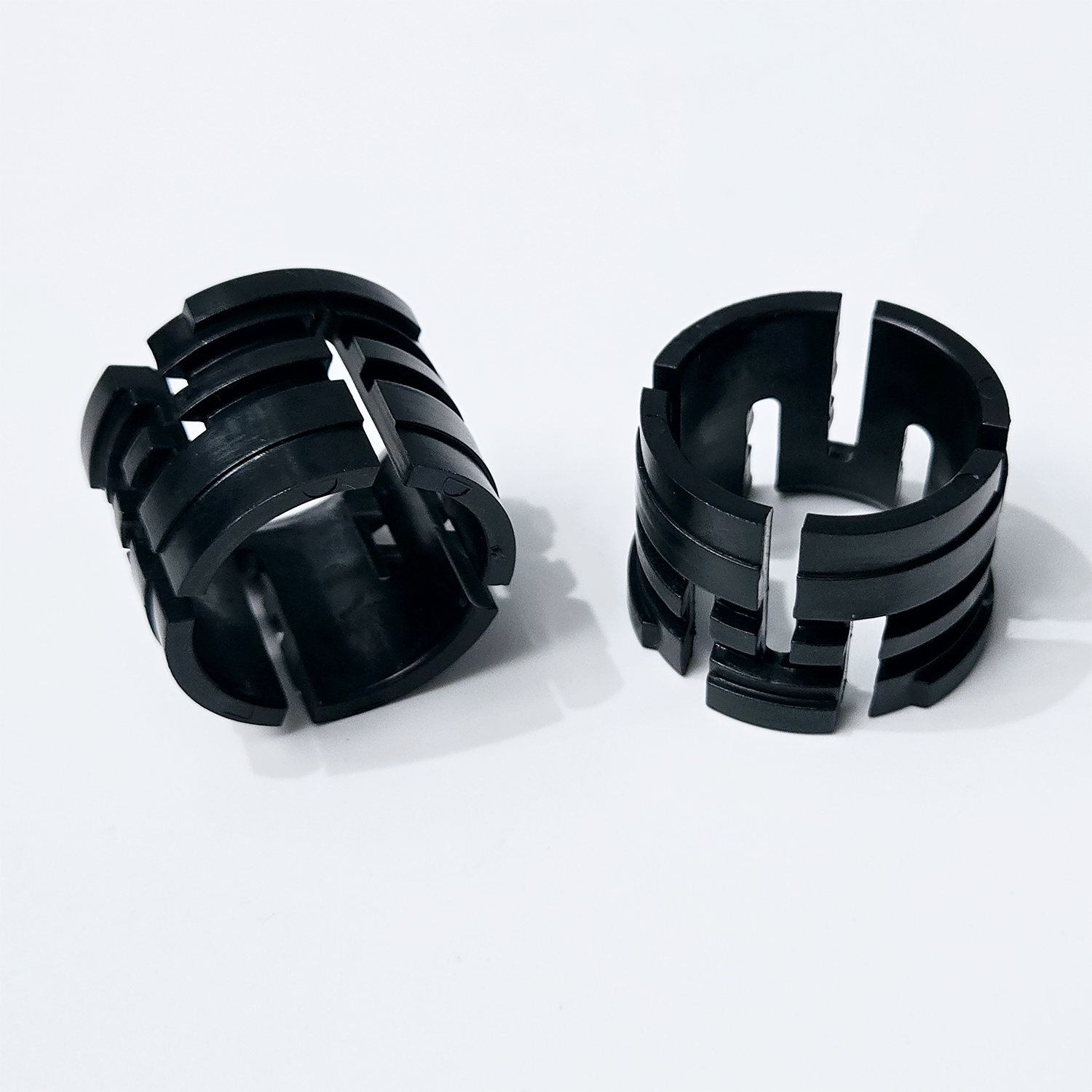 was sind die Unterschiede zwischen Eloxieren, Pulverbeschichtung und Metallbeschichtung