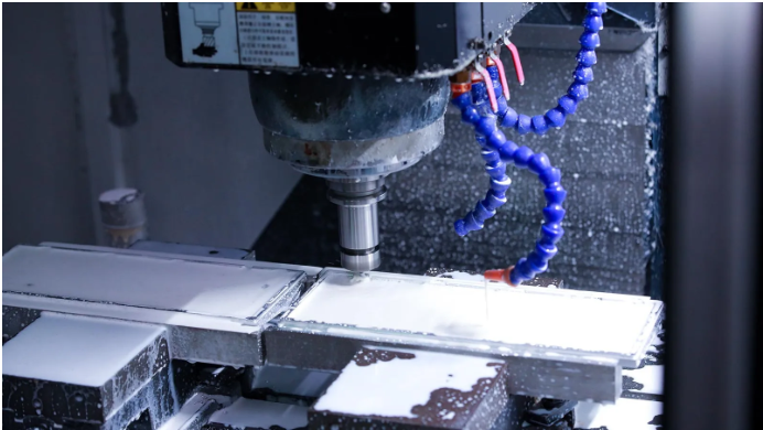 Hvordan skræddersyede drejede og fræsede aluminiumsdele forbedrer holdbarheden i industriudstyr