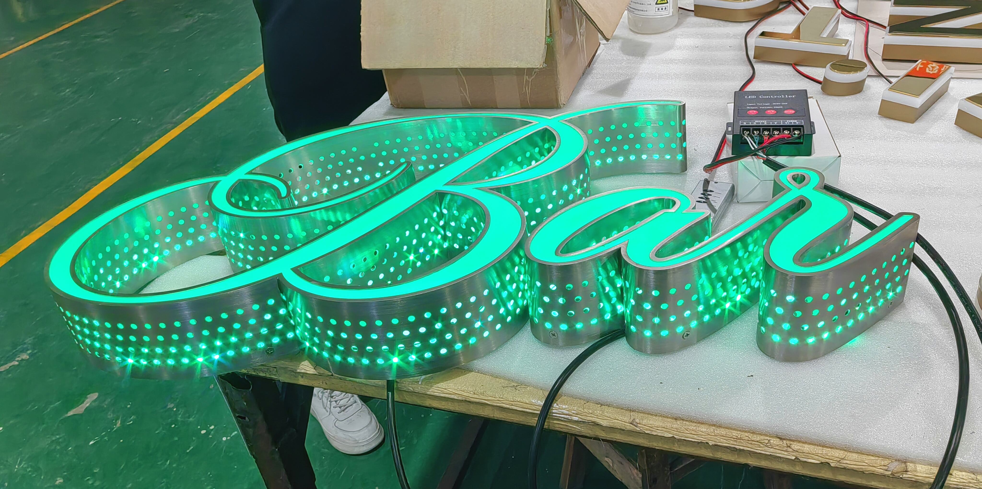 About Signage Makers