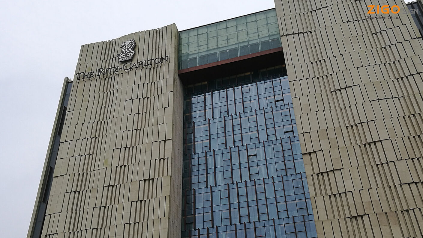 Mission Hills Ritz-Carlton Hotel