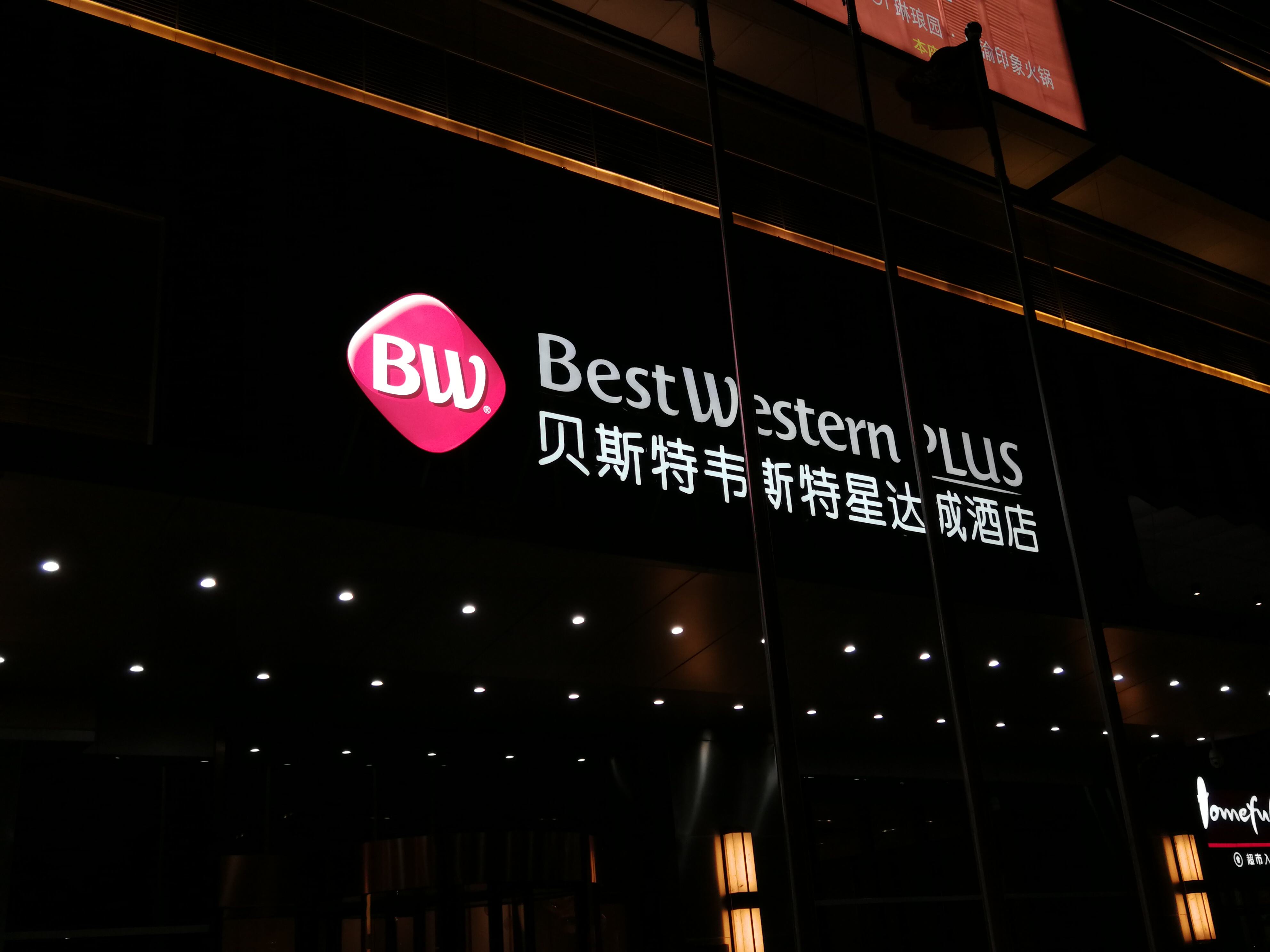 Conas Comharthaí Ostáin a Choinneáil i gCuannta?