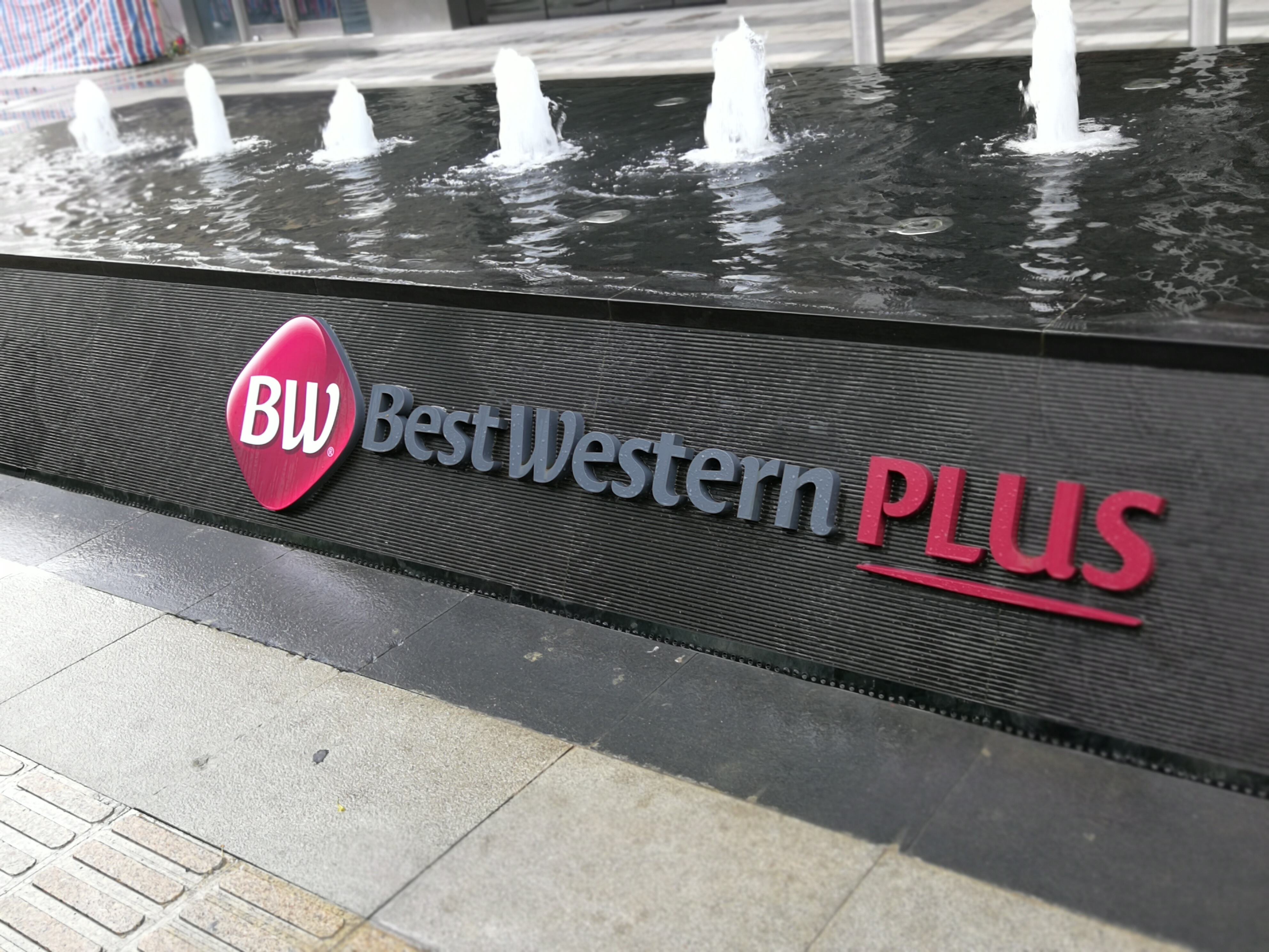 Conas Foréigeanacht ar Tháirgí Amuigh a Chinntiú?