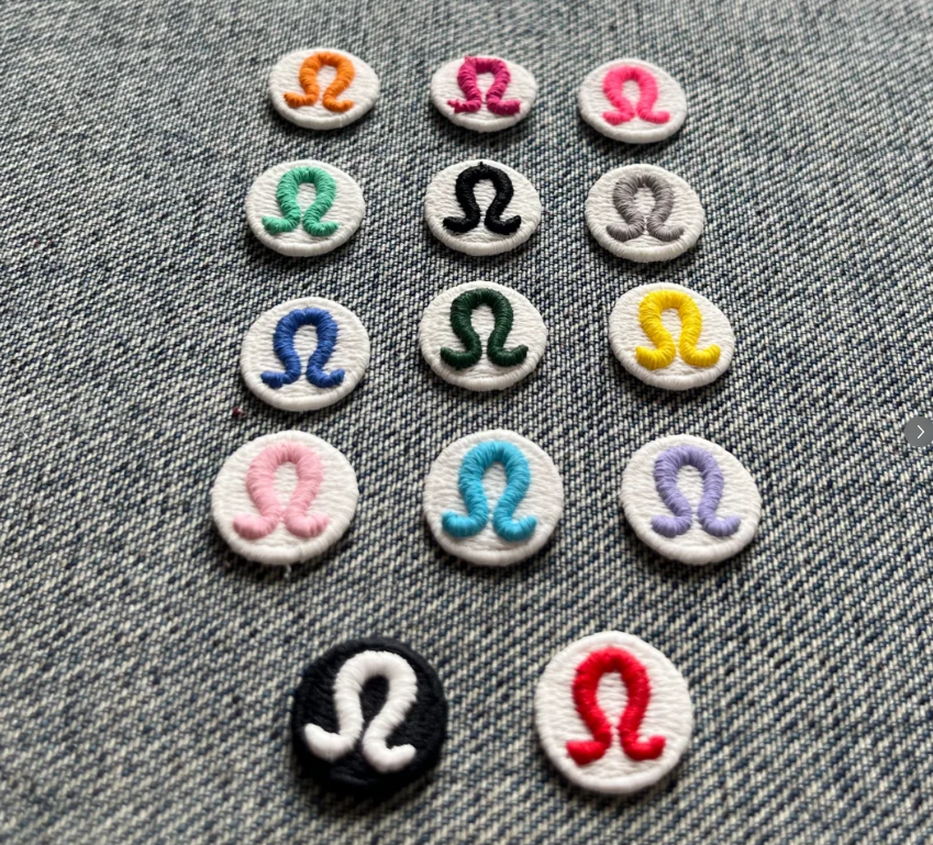 Which hat patches support 3D embossed design customization?