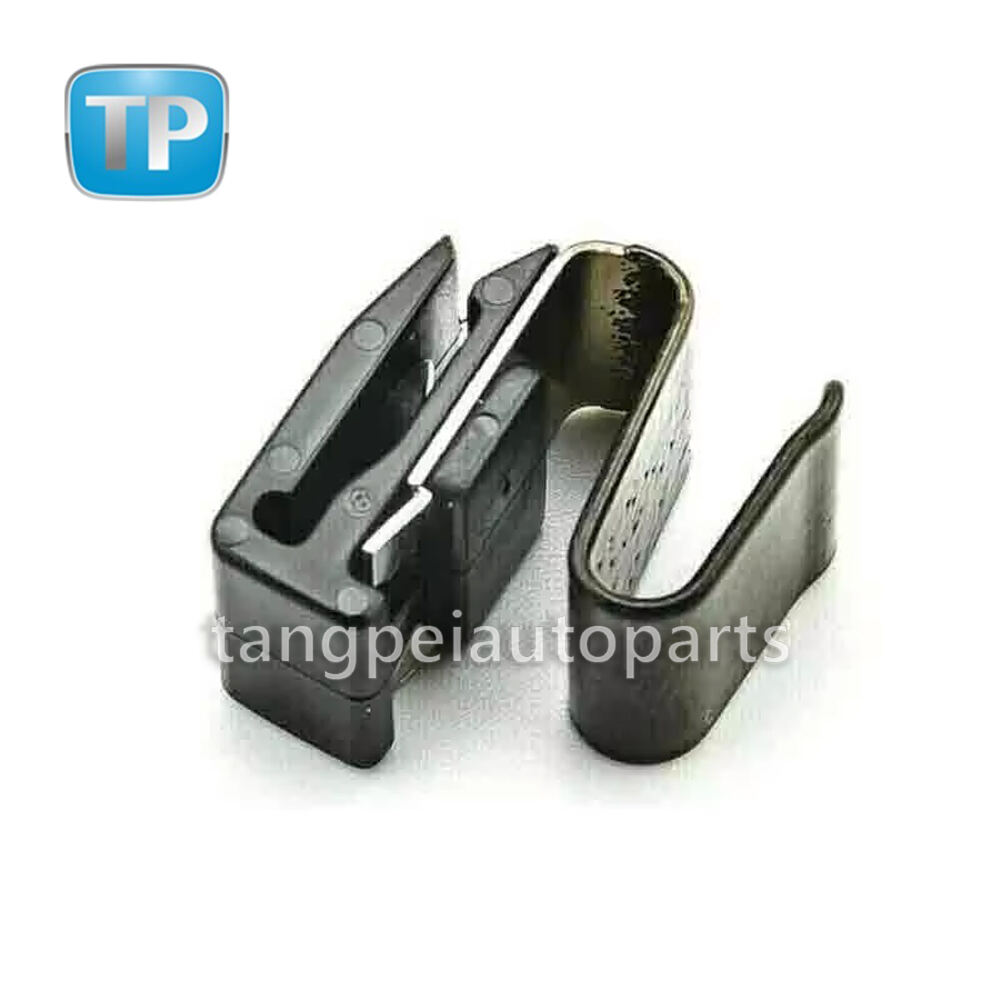 Фиксатор крышки топливного бака пружина Mb642442