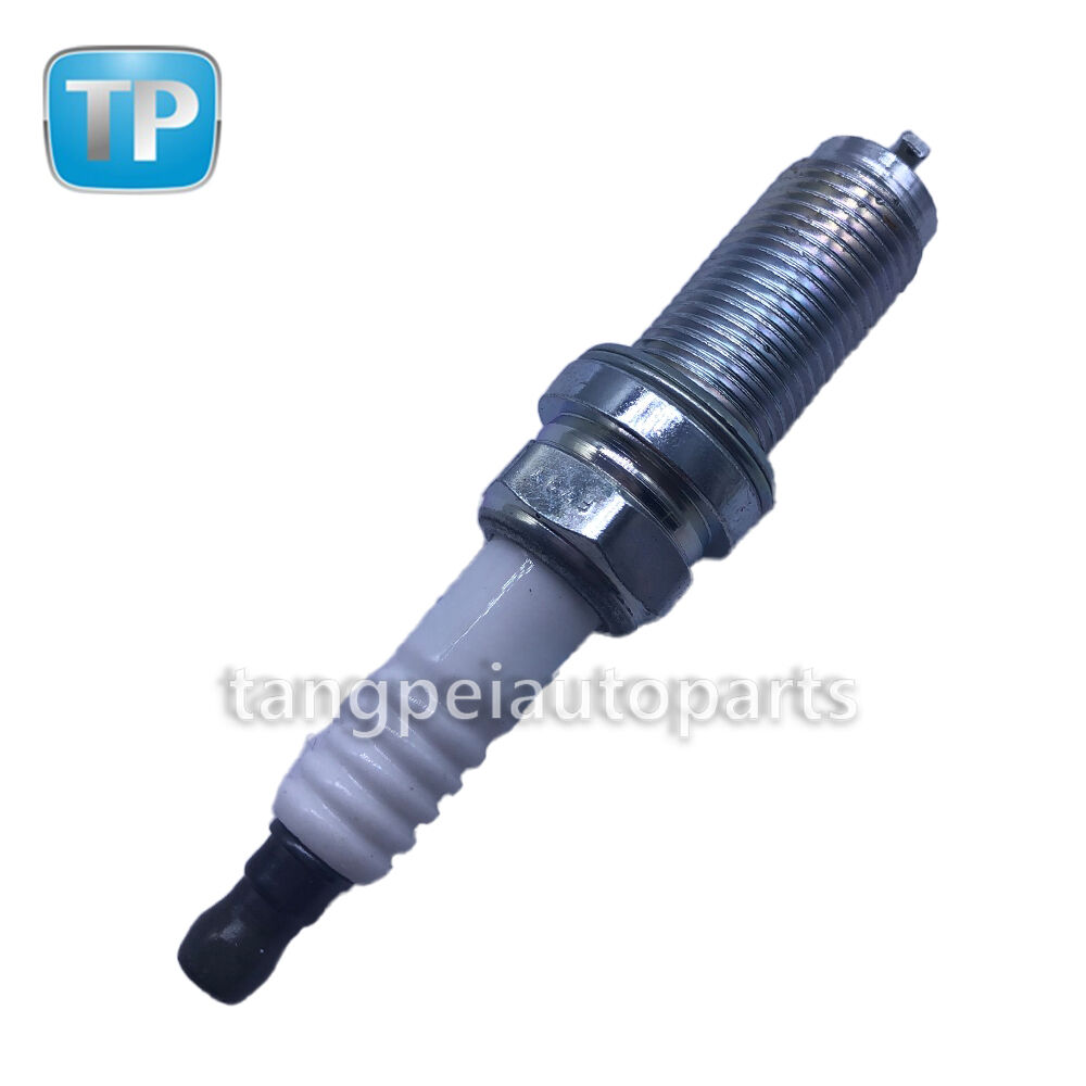 High-Quality Car Engine Spark Plug Suitable for Chrysler OEM SP143877AB-004