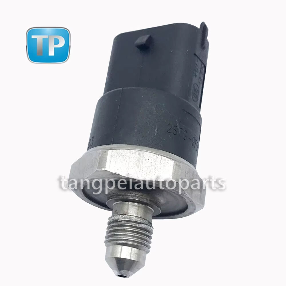 Good Quality Auto Fuel Rail Pressure Sensor OEM 0261545006