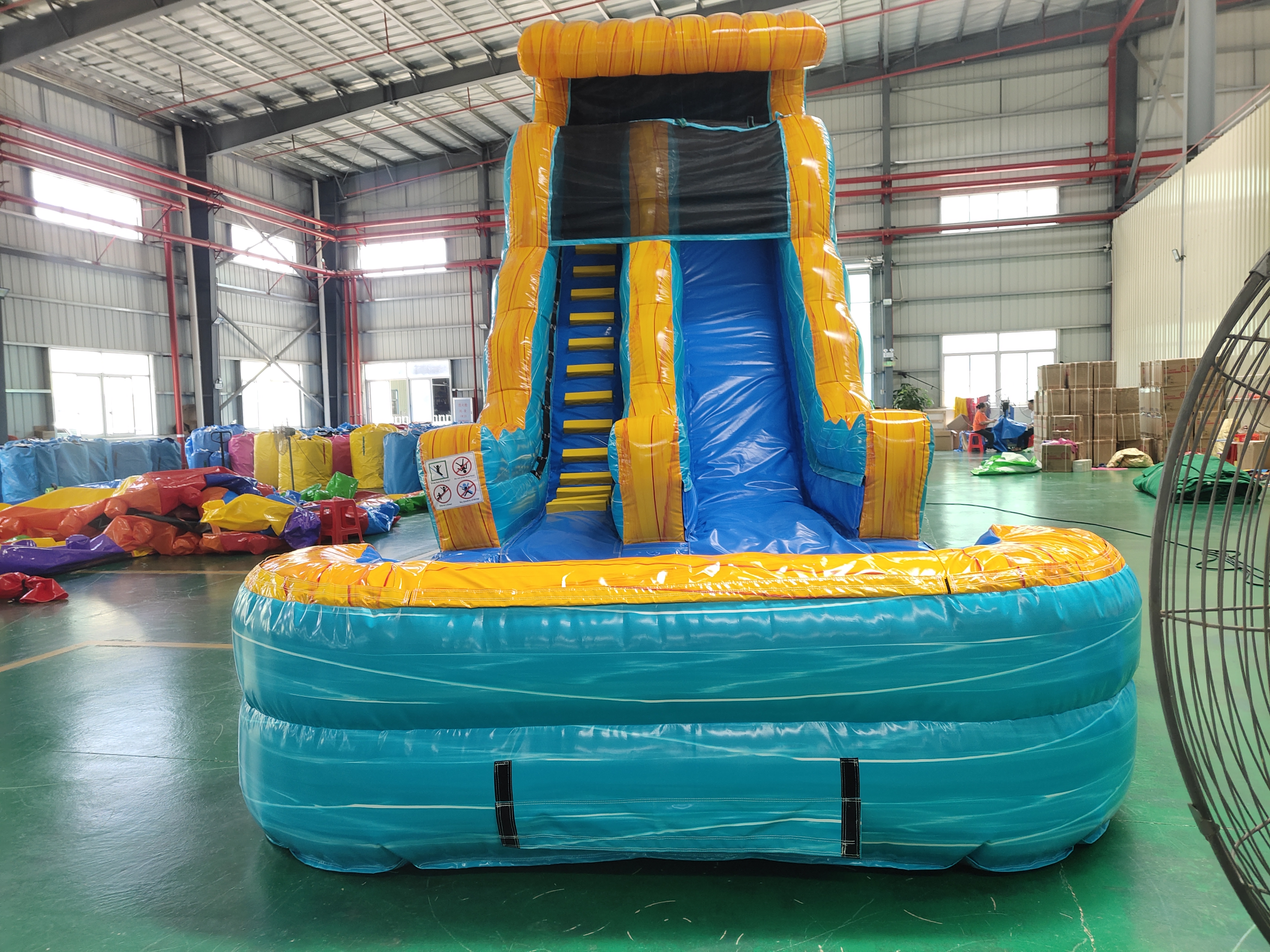 In-Stock Lake Blue Dual-Use Dry-Wet Inflatable Slide - Heavy Duty for Holiday Markets & Resort Water Activities