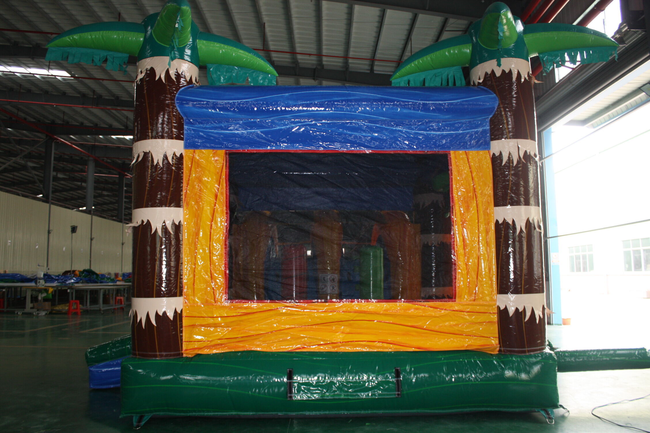 Iridescent Green Palm Tree Dry-Wet Inflatable Combo - Commercial Grade for Resort & Event Rentals