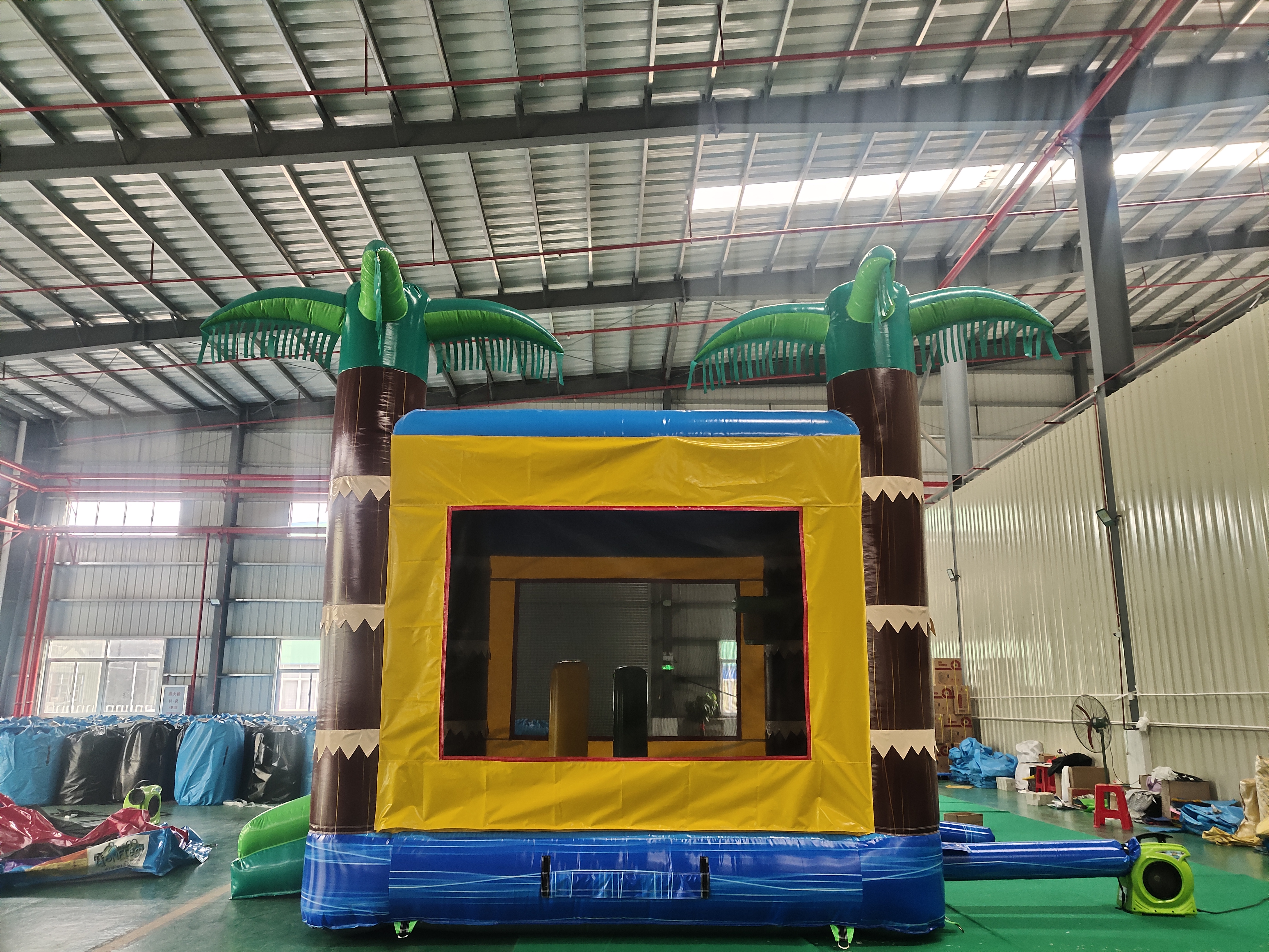 In-Stock Blue Palm Tree Inflatable Bounce Bed - Heavy Duty for Poolside Parties & Beach Resort Rentals