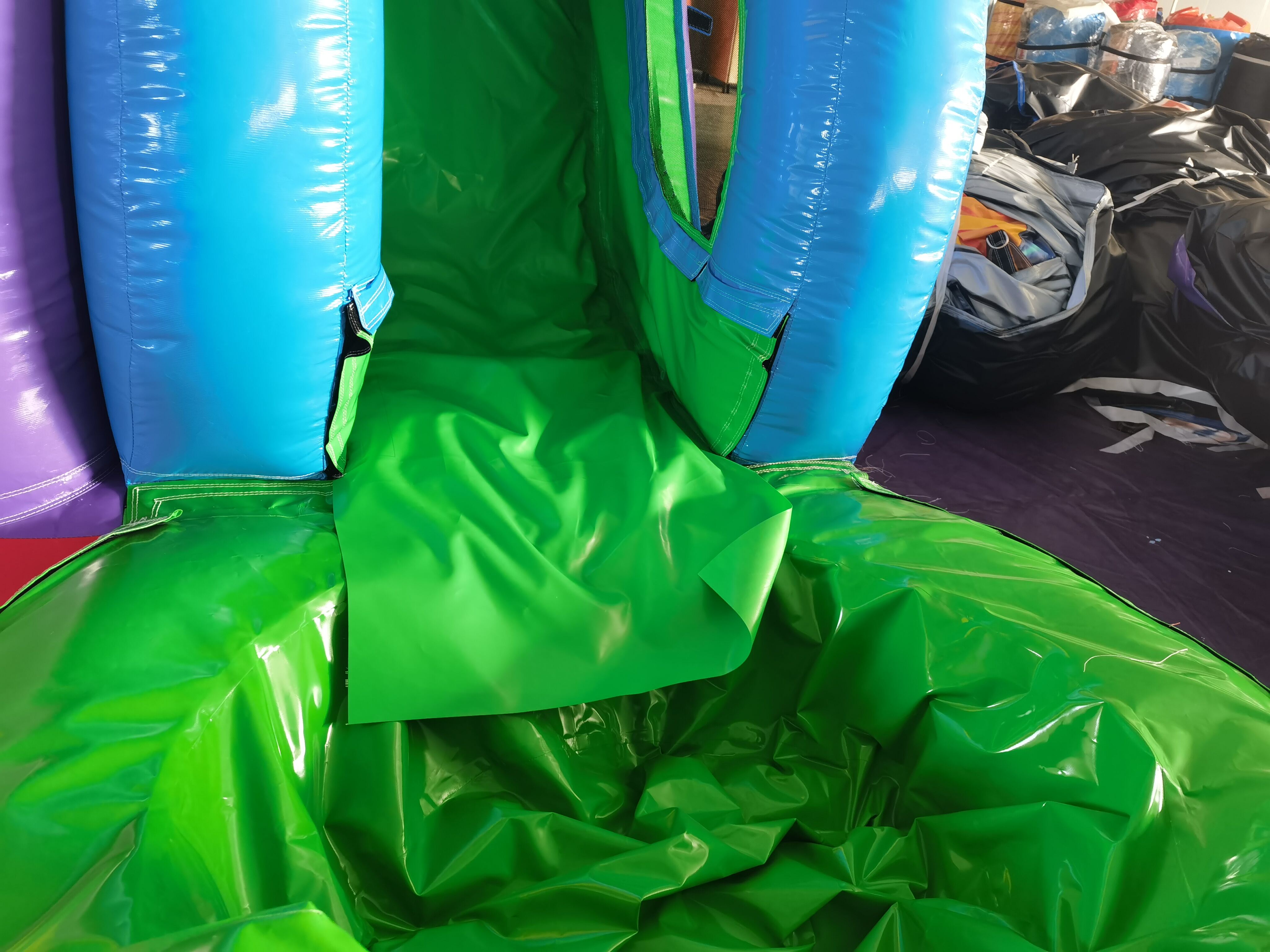 Colorful Dry-Wet Combo Inflatable Bounce House with Slide & Pool for Backyard Summer Play