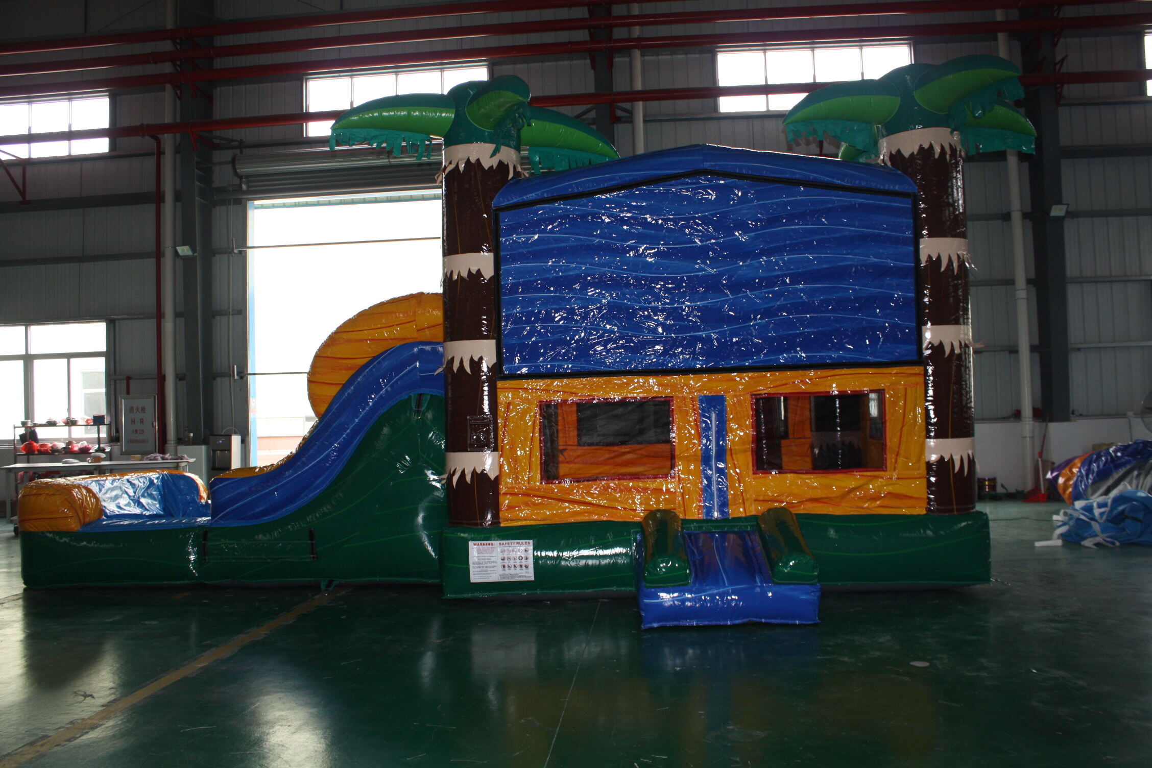 Iridescent Green Palm Tree Dry-Wet Inflatable Combo - Commercial Grade for Resort & Event Rentals