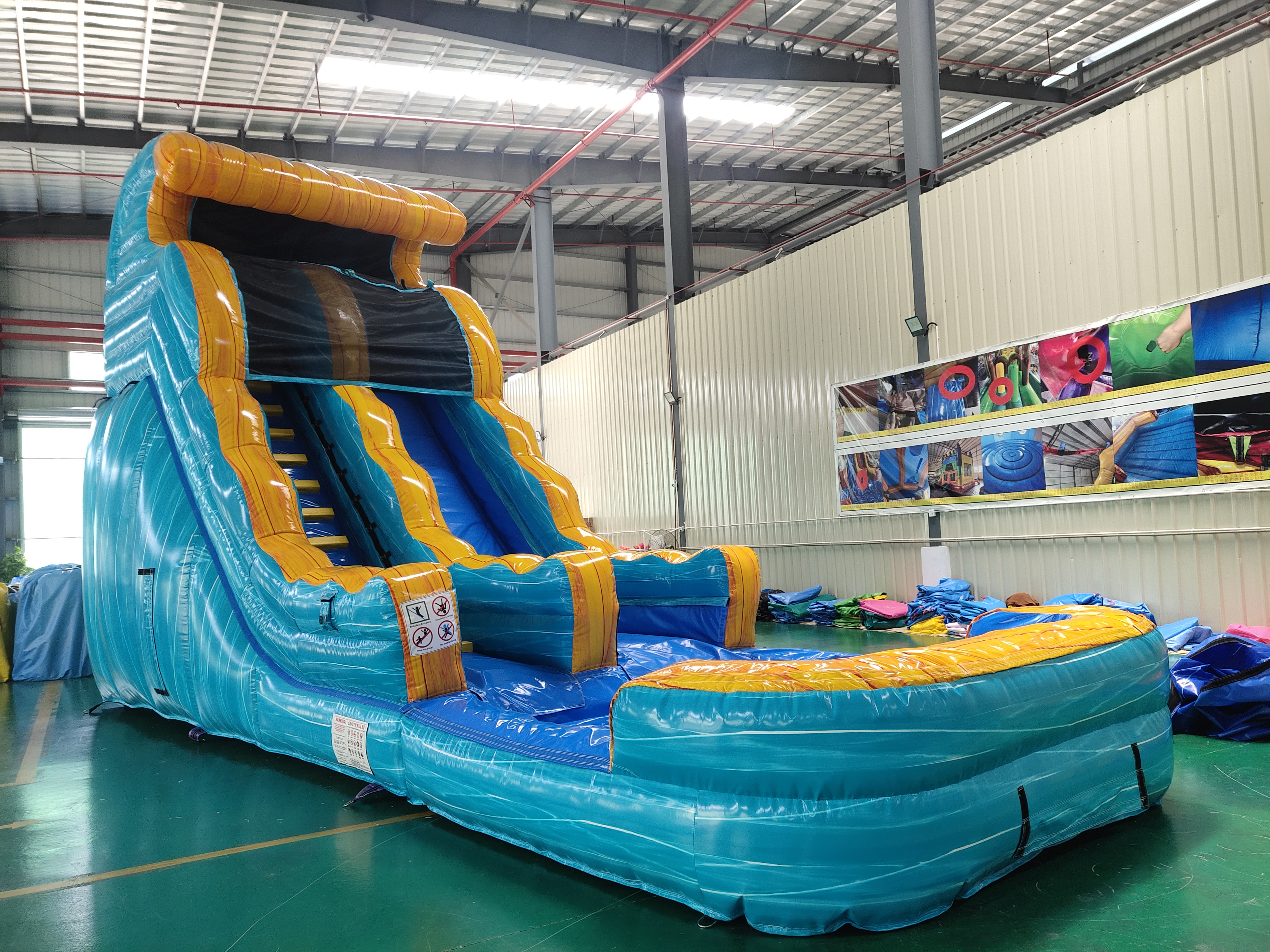 In-Stock Lake Blue Dual-Use Dry-Wet Inflatable Slide - Heavy Duty for Holiday Markets & Resort Water Activities
