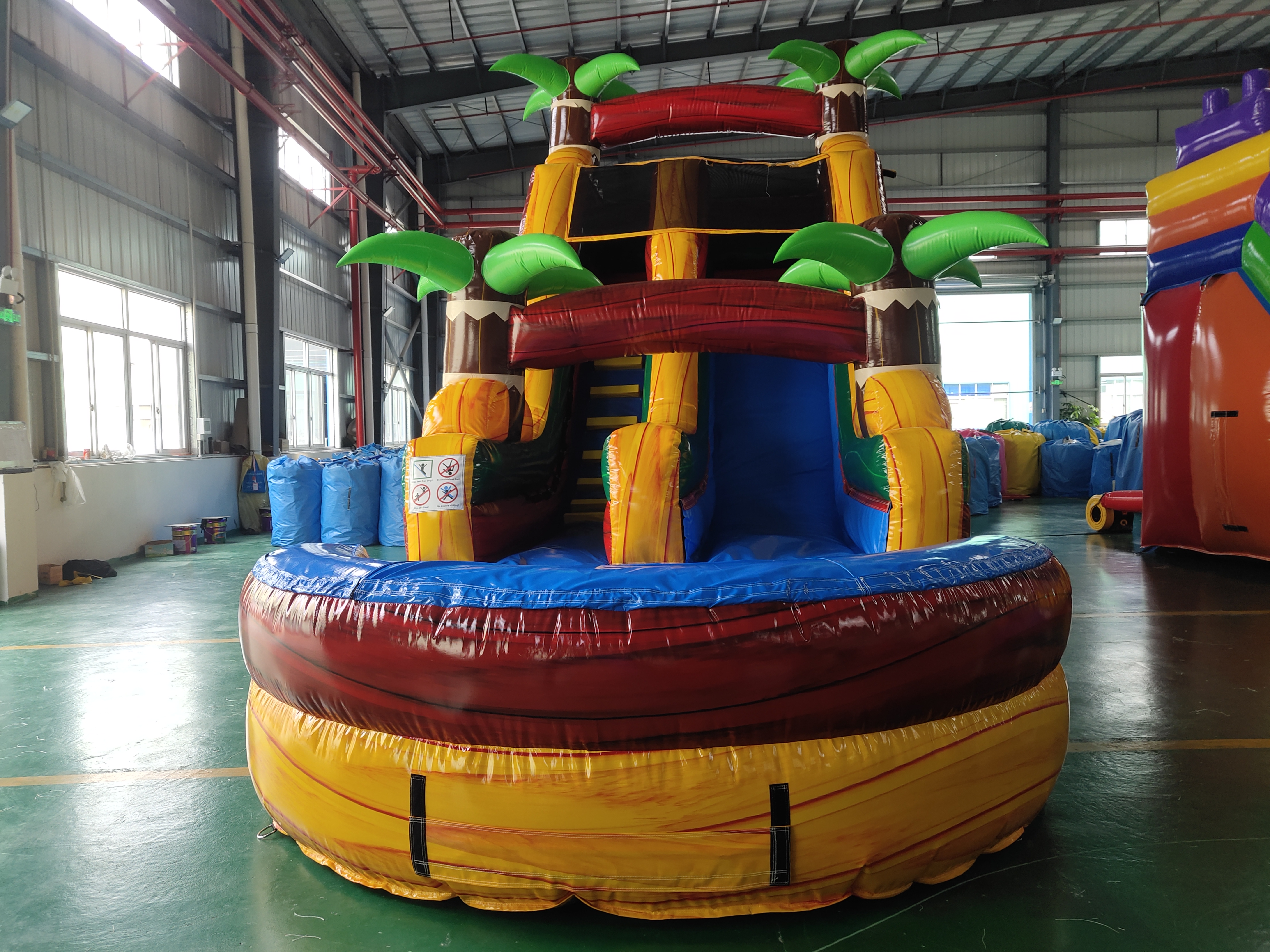 In-Stock Iridescent Yellow Dual-Use Dry-Wet Inflatable Slide - Heavy Duty for Beach Resort & Outdoor Carnival Events