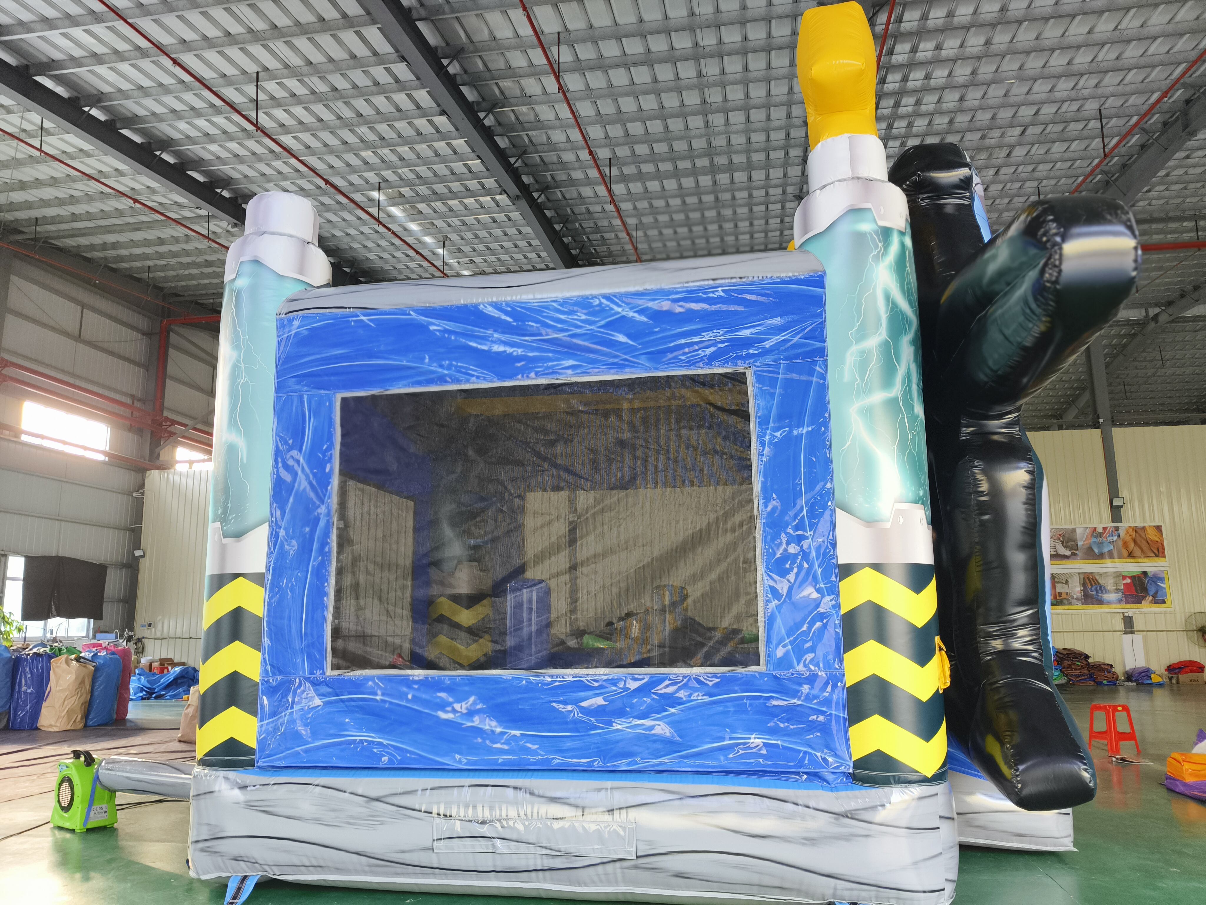 Family-Friendly Mecha Robot Inflatable Bounce House for Backyard Sci-Fi Play