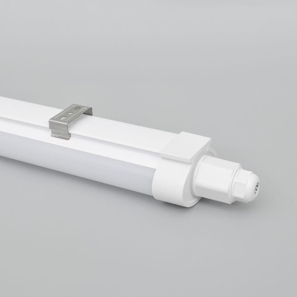 TP-12-36D2 840 1200x70x50mm 140LM/W 36VV 5040LM LED Tri-proof Light