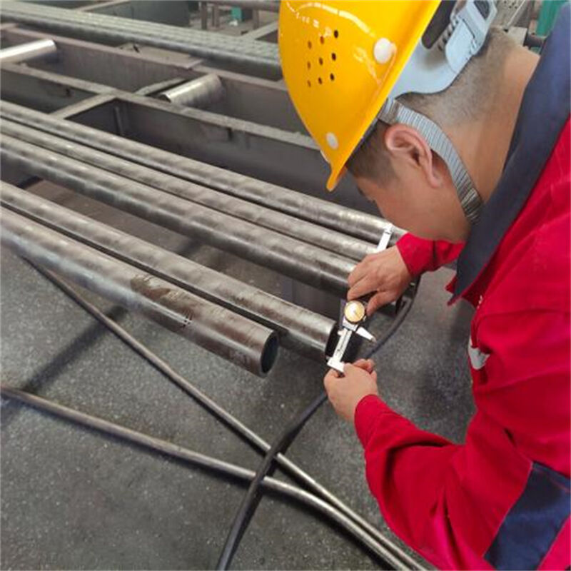 Quality control of seamless steel pipe rolling process