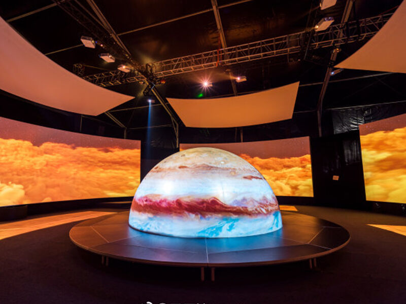 How to Use Creative Custom LED Displays to Capture Attention at Trade Shows.jpg