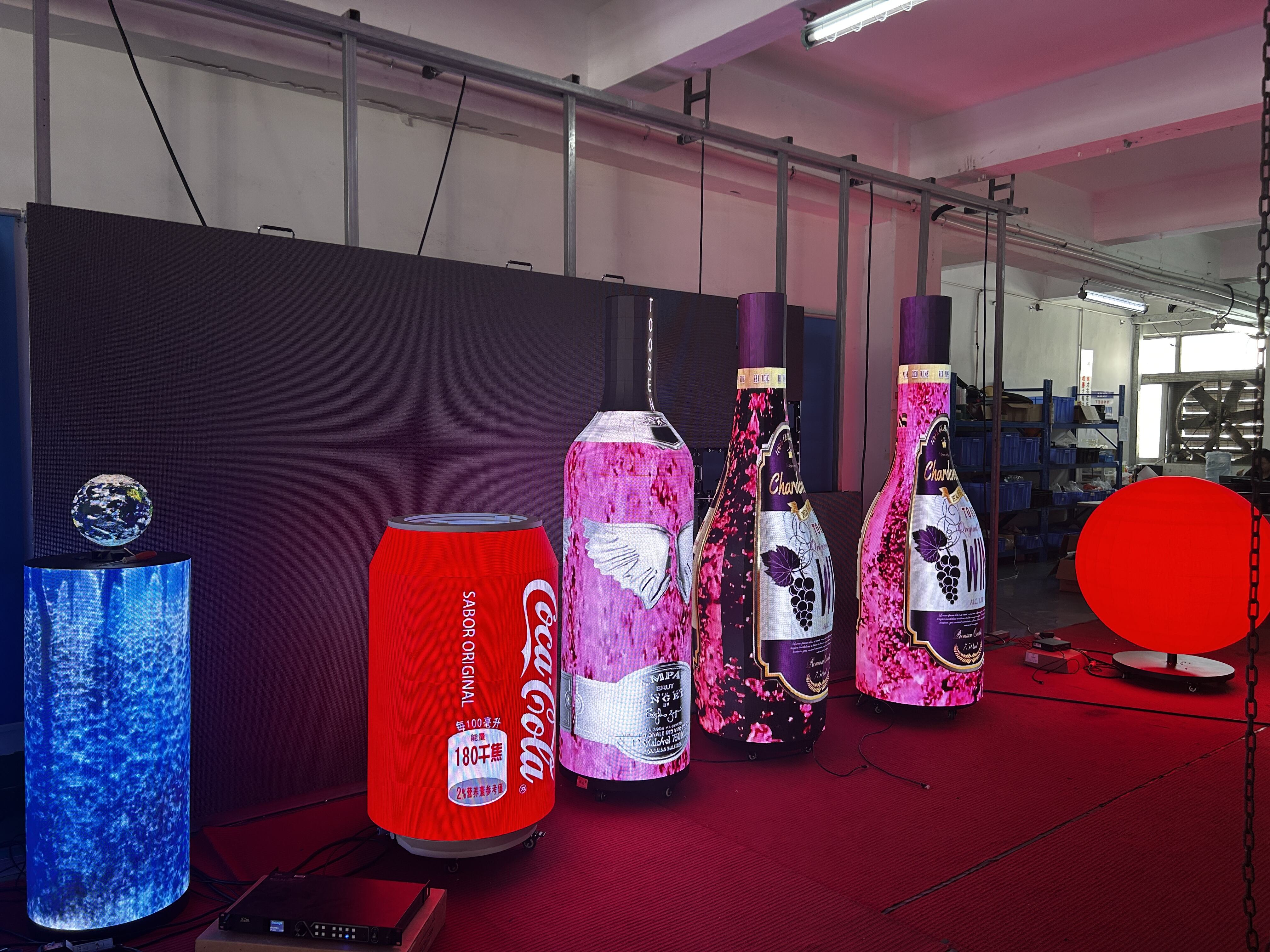 P4 внутрішній креативний світлодіодний дисплей у формі пляшки вина