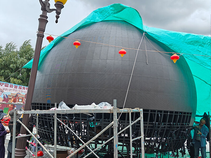 What Installation Technologies Are Used in Spherical LED Displays?