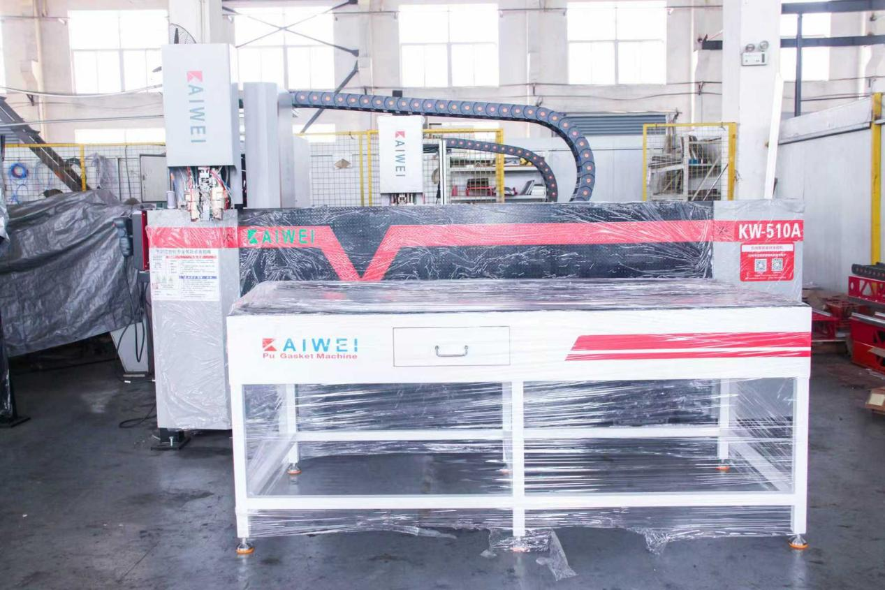 Профессионална машина за жигови: Подобрување на ефикасноста на затворањето за АБС распределни кутии