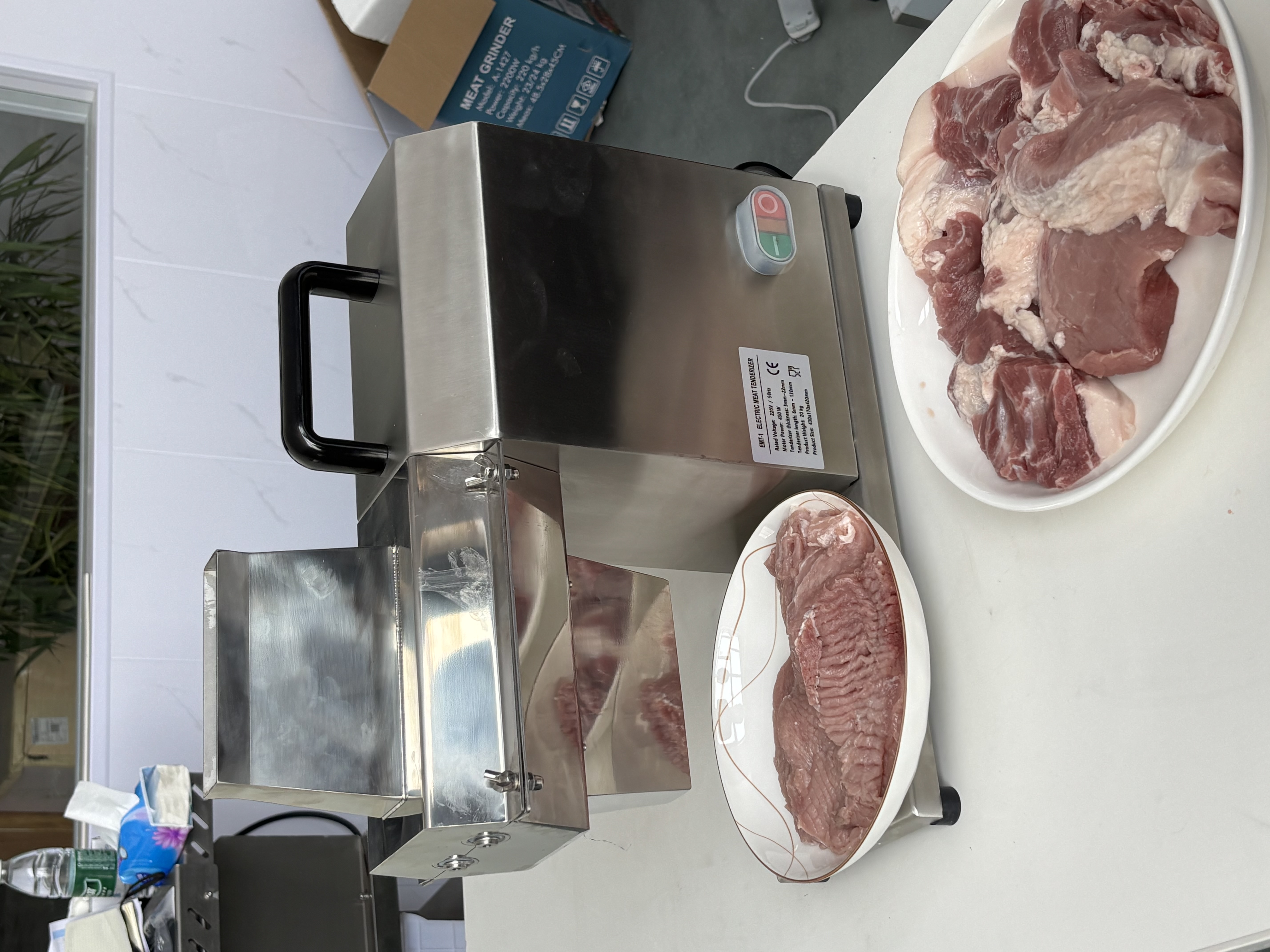 Por que Escoller as Nosas Máquinas Portátiles para Abrandar Carnes?