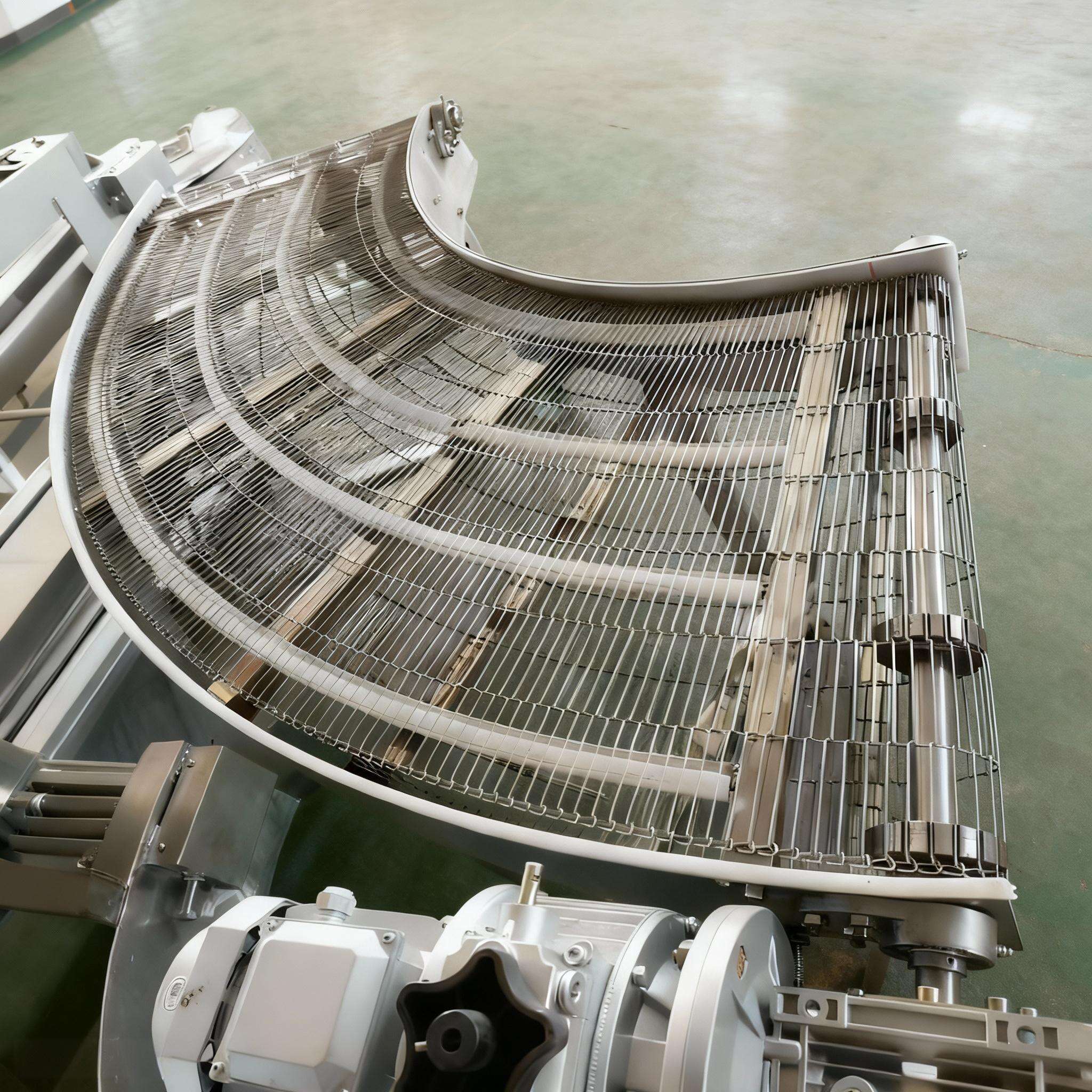 Turning mesh belt conveyor