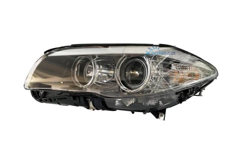 Halogenové přední světlo pro BMW řady 5 F18 (2011–2013)