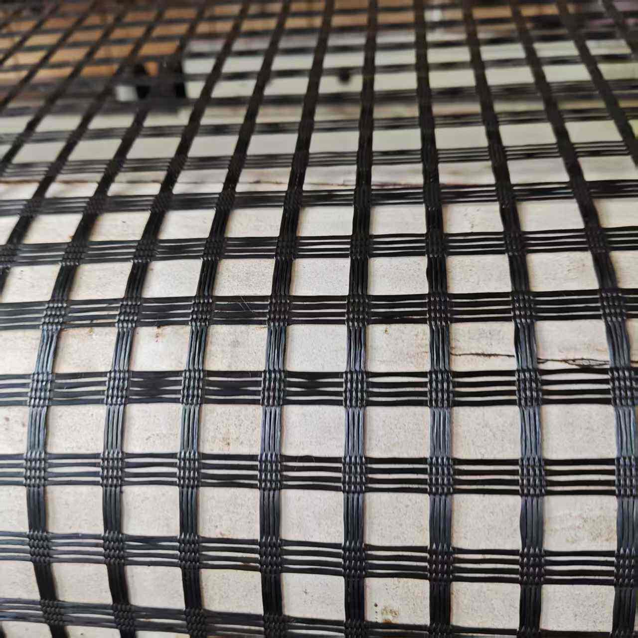 Asphalt Geogrid: A Cost - Efficient Solution for Road Maintenance
