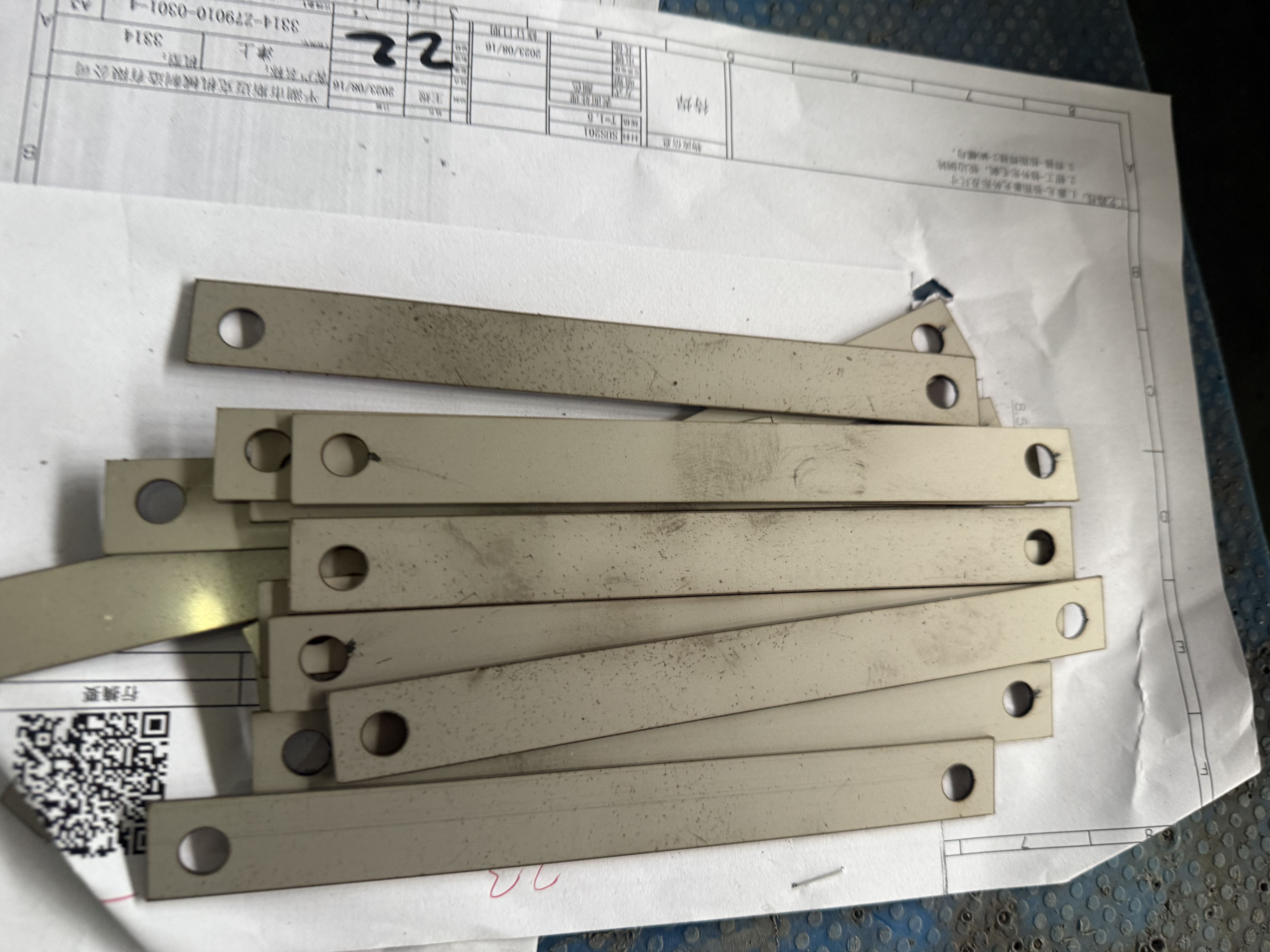 Customized 3/4/5 Axis Rapid Prototype CNC Precision Metal Parts Aluminum Alloy Milling Turning Services POM Machining Services