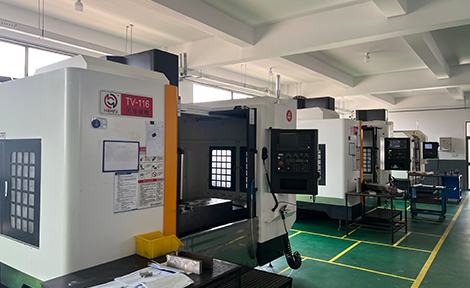 Precisión y Consistencia Inigualables Mediante Sistemas de Control Avanzados