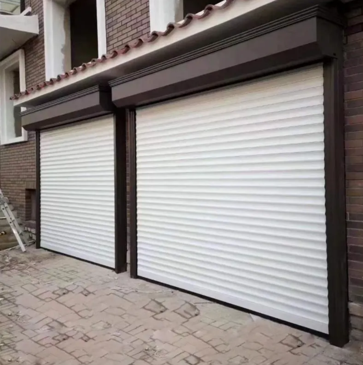 ロールシャッターに求められるセキュリティ機能は何ですか？