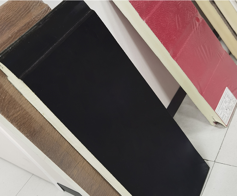 Каковы преимущества использования сэндвич-панелей в строительстве?