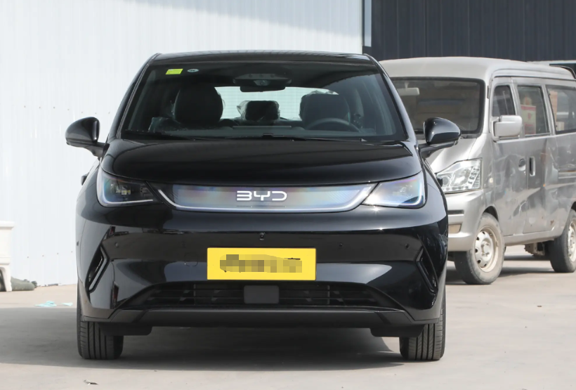 2026 Latest New Energy Pure Electric BYD Dolphin Range 420KM 5-Doors 5-Seats Zero Carbon New Energy Long Range Electric Car Mid-Sized SUV